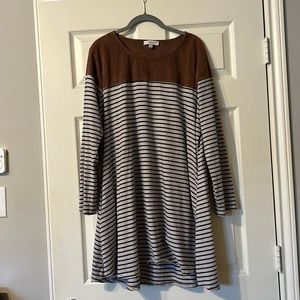 Umgee Long Sleeved dress. Purchase from Chic Soul.